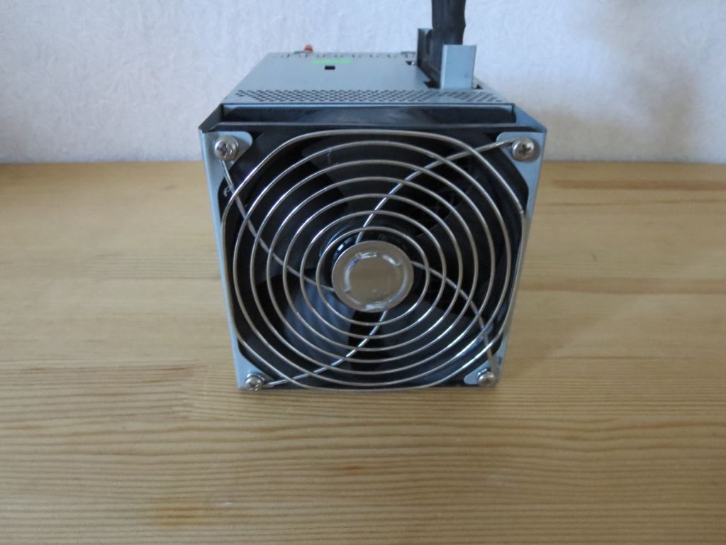 Блок питания серверный Emerson 7001524-J000  12V 162A 1975W - фото фото фото 1