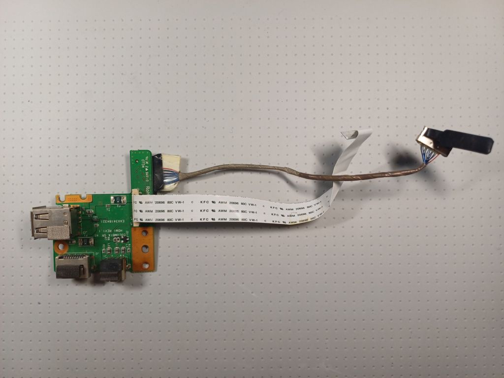 Разъем USB со шлейфом LG LGR50 - фото фото фото 0
