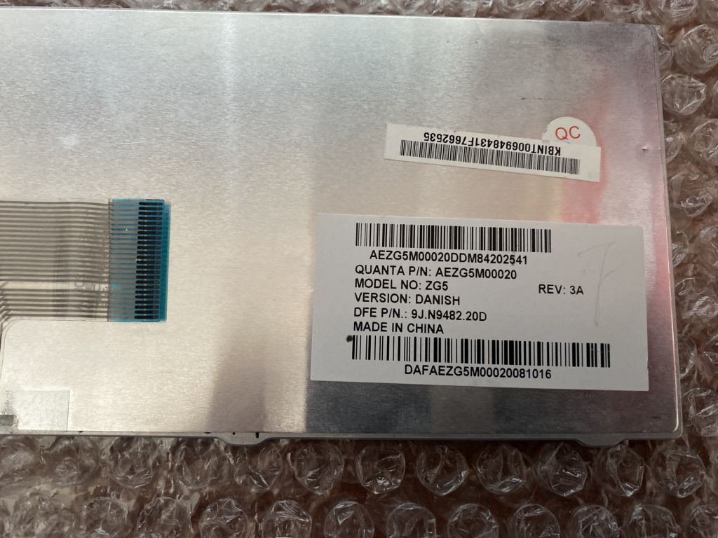 Acer Aspire One ZG5 Клавиатура - фото фото фото 3