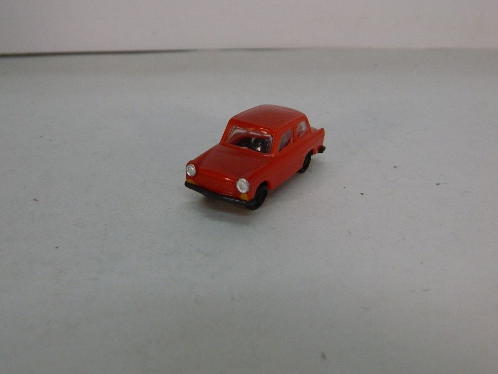 Автомобіль TRABANT 601. ESPEWE/PERMOT 1:87 H0  (71005). - фото фото фото 0