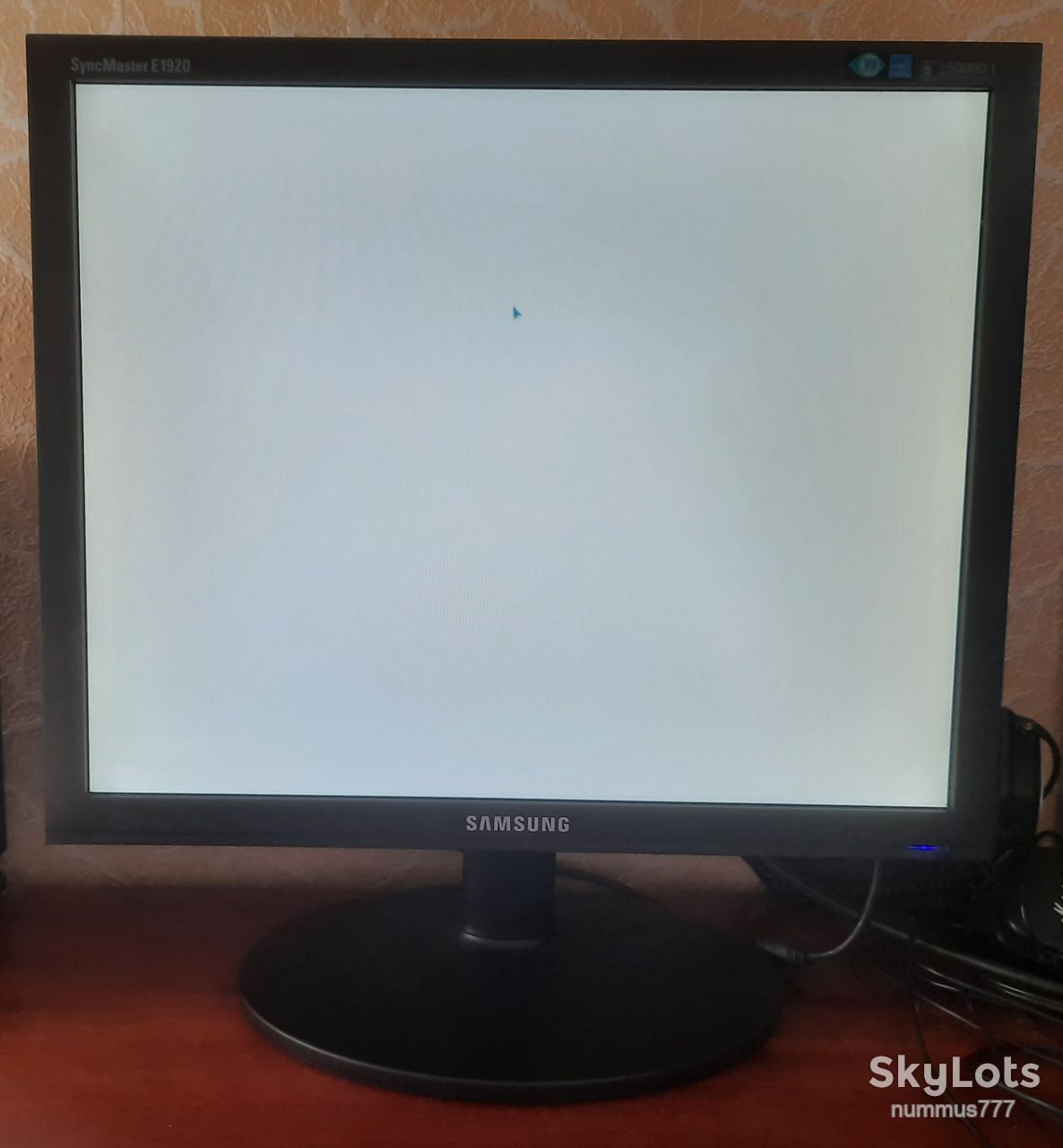 РК монітор 19 дюймів Samsung SyncMaster E1920NR, як новий Тест ОК - фото фото фото 2