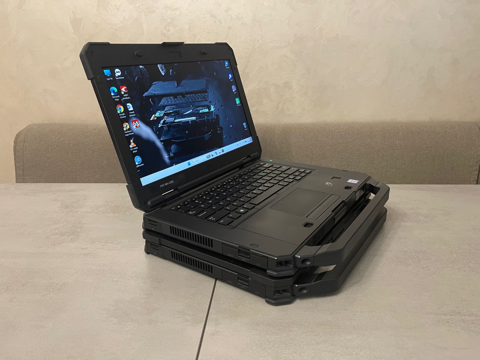 Захищений ноутбук Dell 5420 Rugged, 14" FHD IPS, i5-8350U, 16GB, 256GB, 4G LTE - фото фото фото 2