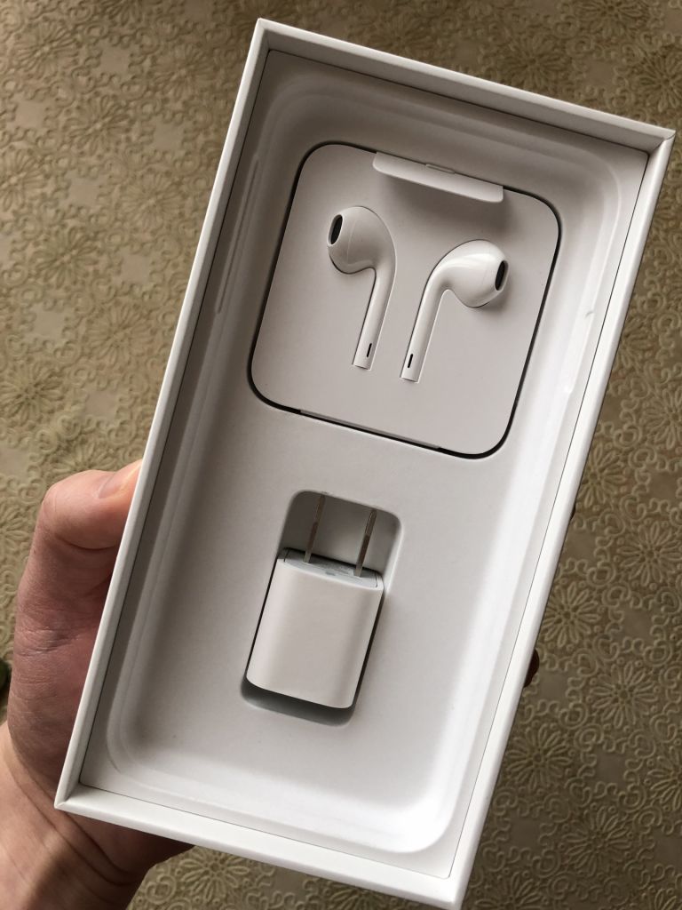 Зарядное устройство Apple 1A / 5V iPhone Адаптер питания США Оригинал - фото фото фото 3