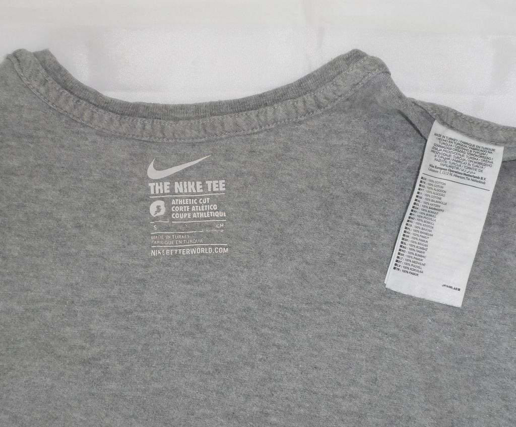 Футболка  NIKE сіра розмір S - фото фото фото 4