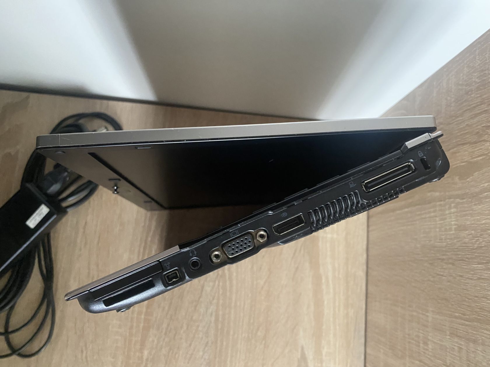 HP EliteBook Intel  (R) Core  (TM) 15 CPU M 540 - фото фото фото 8