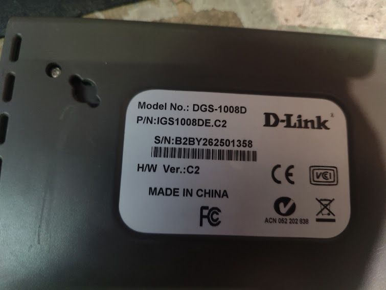 Коммутатор D-Link DGS-1008D Gigabit Switch 8-port № 241410102 - фото фото фото 2