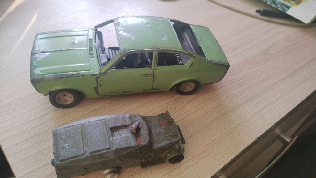 Opel kadett coupe scala 1/24 + броневик - фото фото фото 0