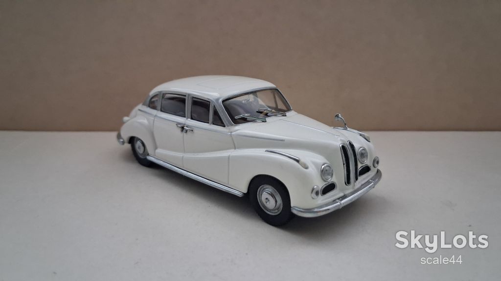 BMW 502 V8 Limousine.Minichamps.1/43 - фото фото фото 2