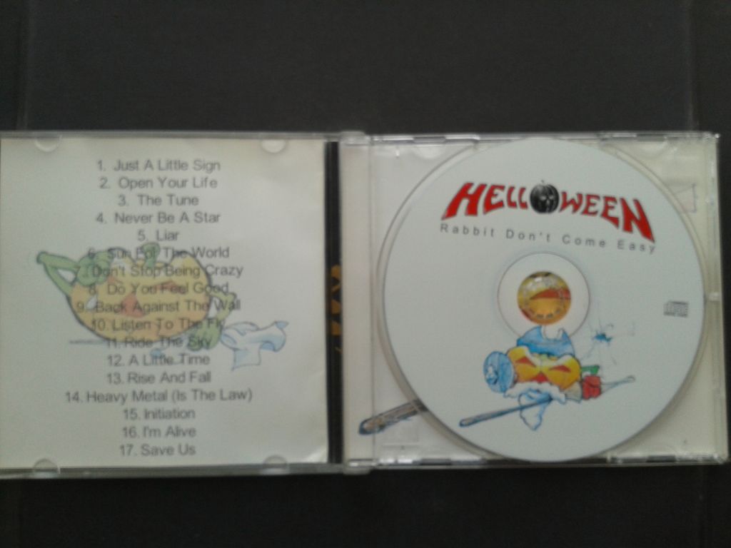 Helloween - Rabbit Dont Come Easy - фото фото фото 1