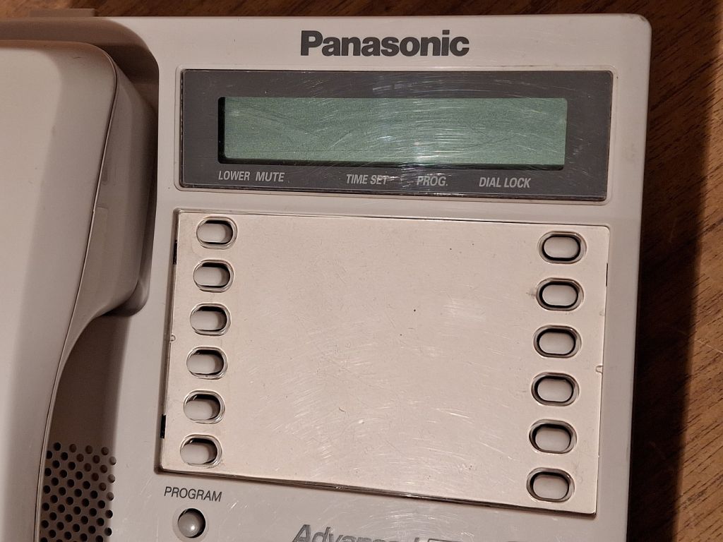 Телефон стационарный Panasonic KX-TS2365RUW - фото фото фото 2