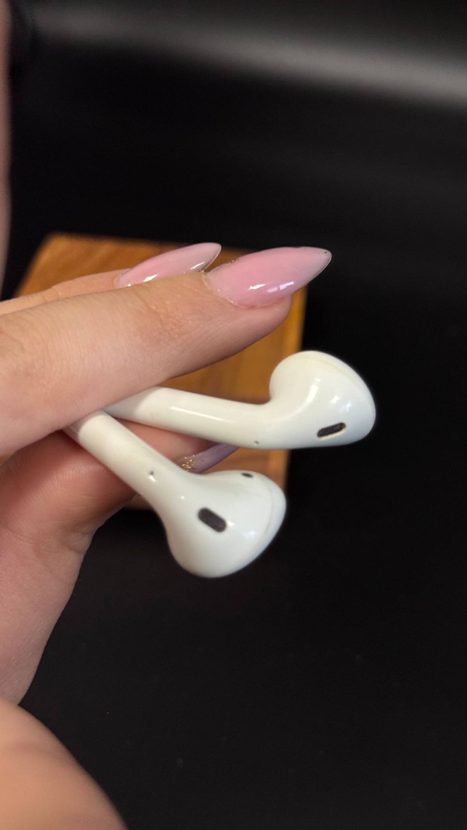 261 Оригінал AirPods 2  (2nd Gen), під ремонт / запчастини - фото фото фото 4