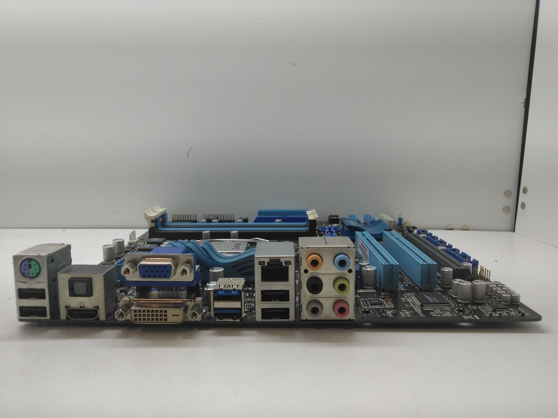 Материнская плата ASUS P8H67-M PRO Socket LGA1155MicroATX 4x DDR3 - фото фото фото 1