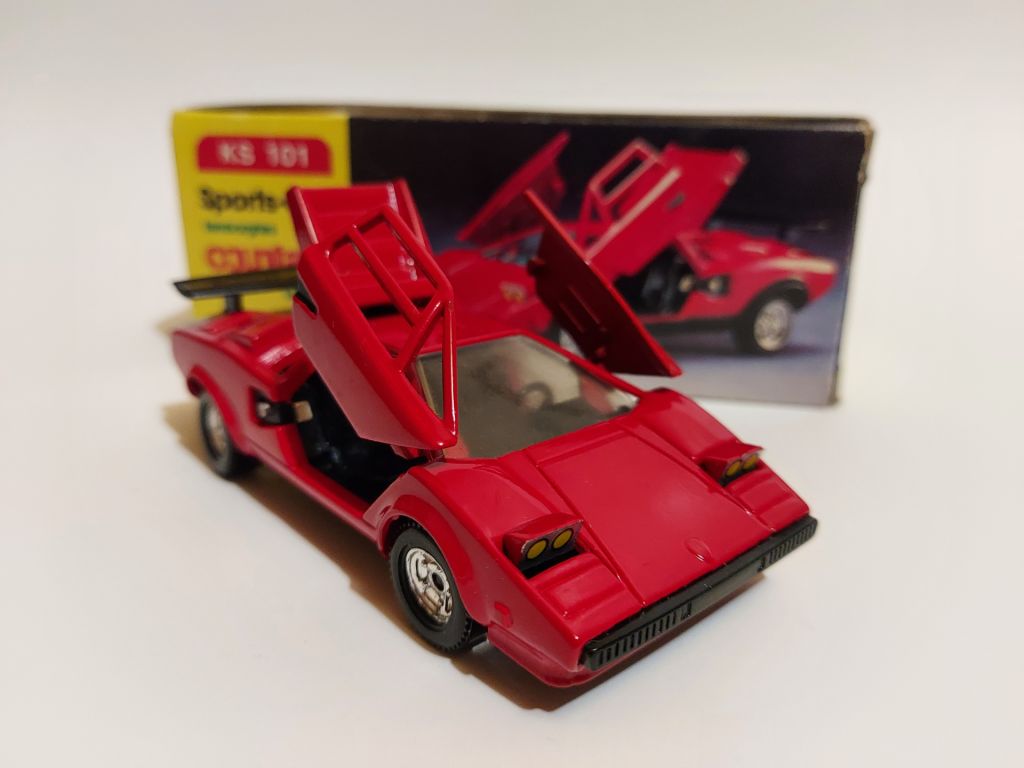 King Star 1:43 Lamborghini Countach LP500S - фото фото фото 7