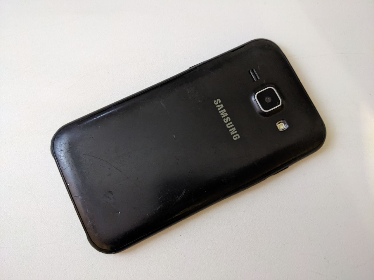 Мобільний телефон Samsung j100h galaxy j1 бу - фото фото фото 0