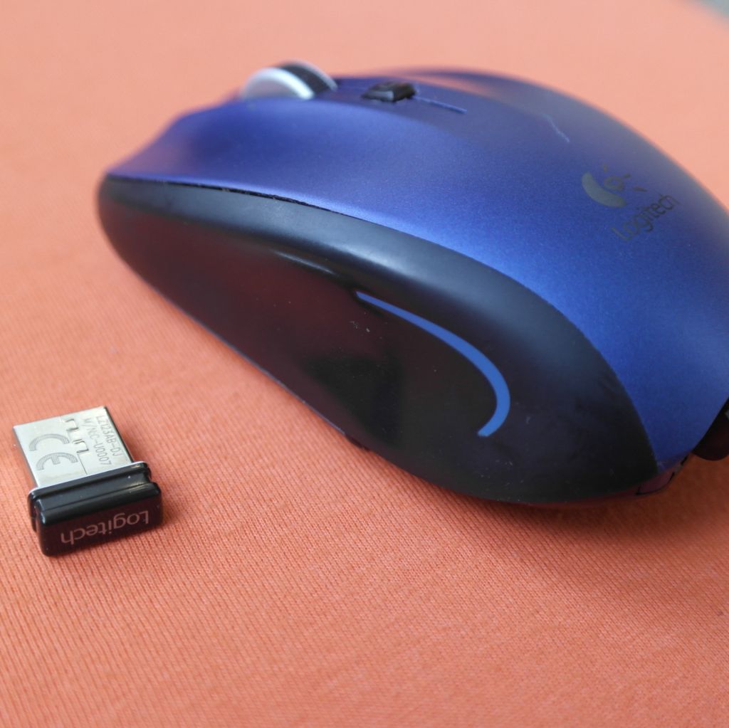 Logitech Couch Mouse M515 - фото фото фото 1