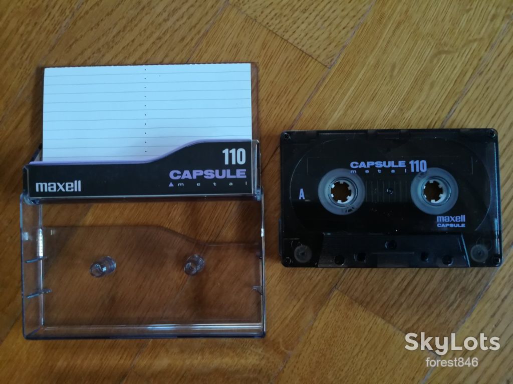 Аудіокасета б/в Maxell Capsule Metal 110 - фото фото фото 0