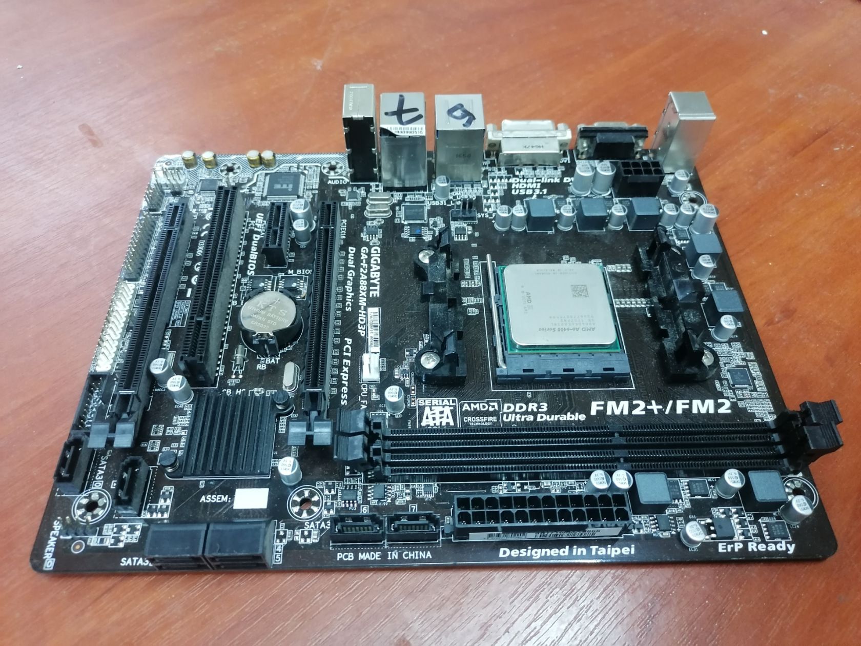 Gigabyte GA-F2A88MX-HD3P + AMD A6-6400K - фото фото фото 2