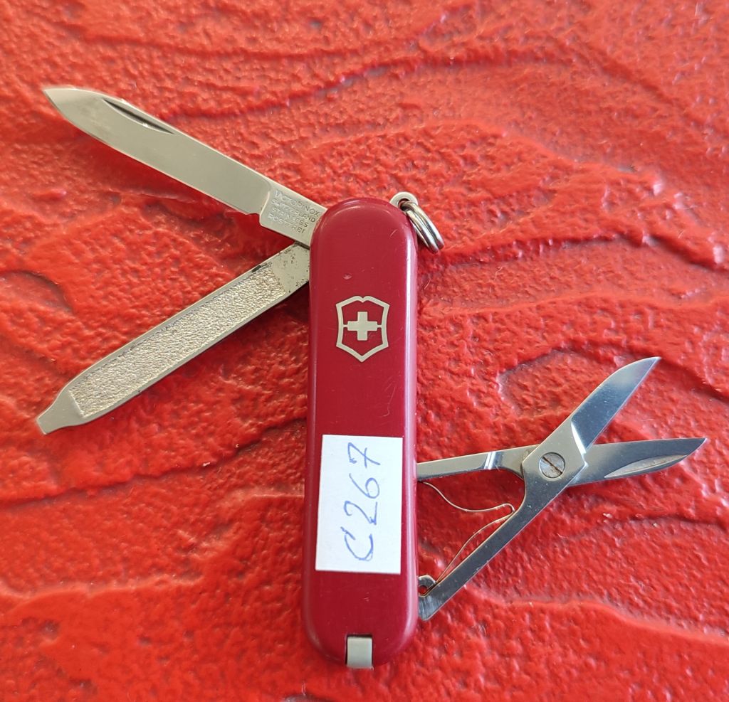 Нож-брелок Victorinox Classic SD [C267] - фото фото фото 0