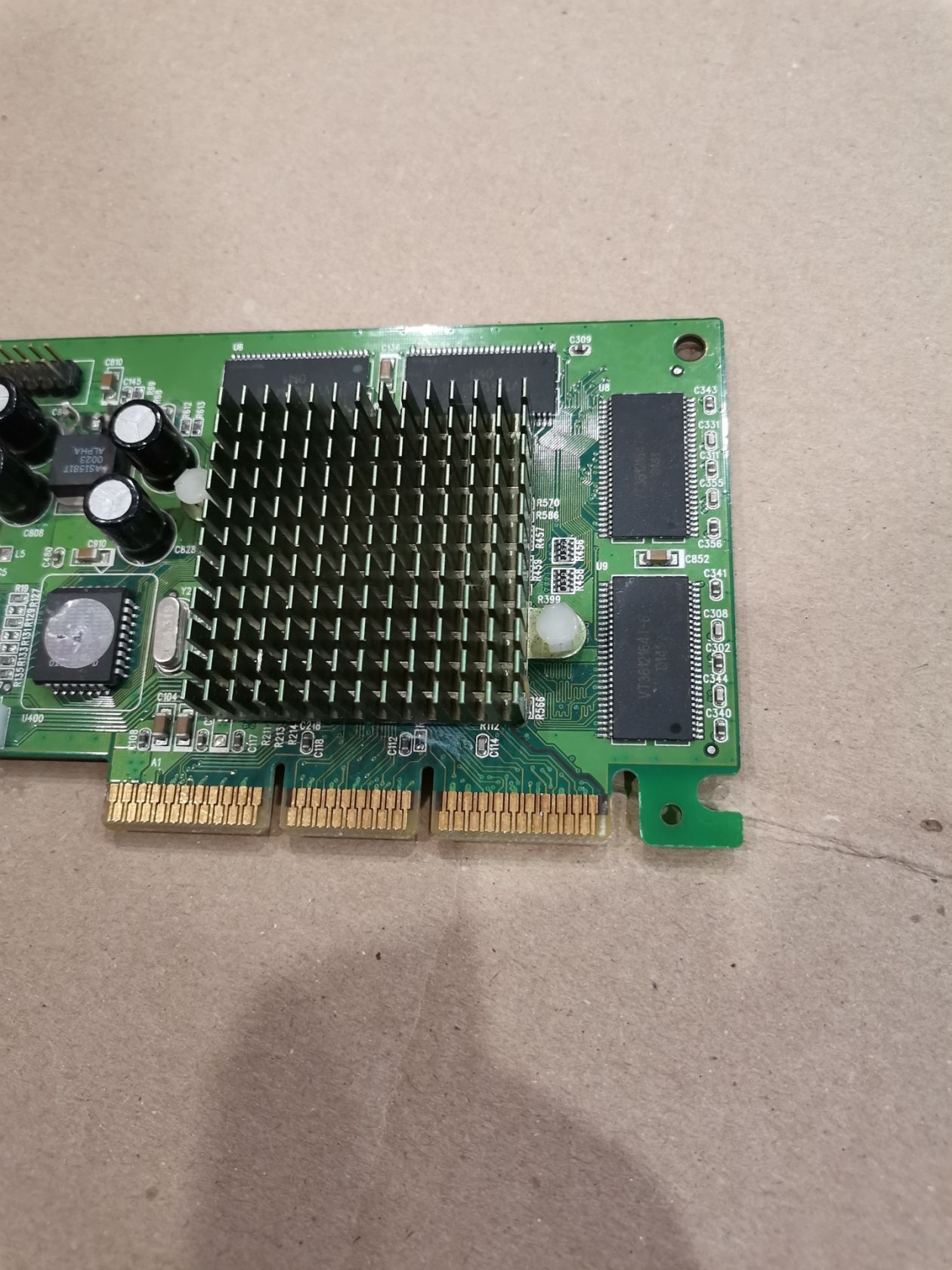 Видеокарта NVIDIA Geforce 2 MX400 64M SDRAM AGP 4x - фото фото фото 4