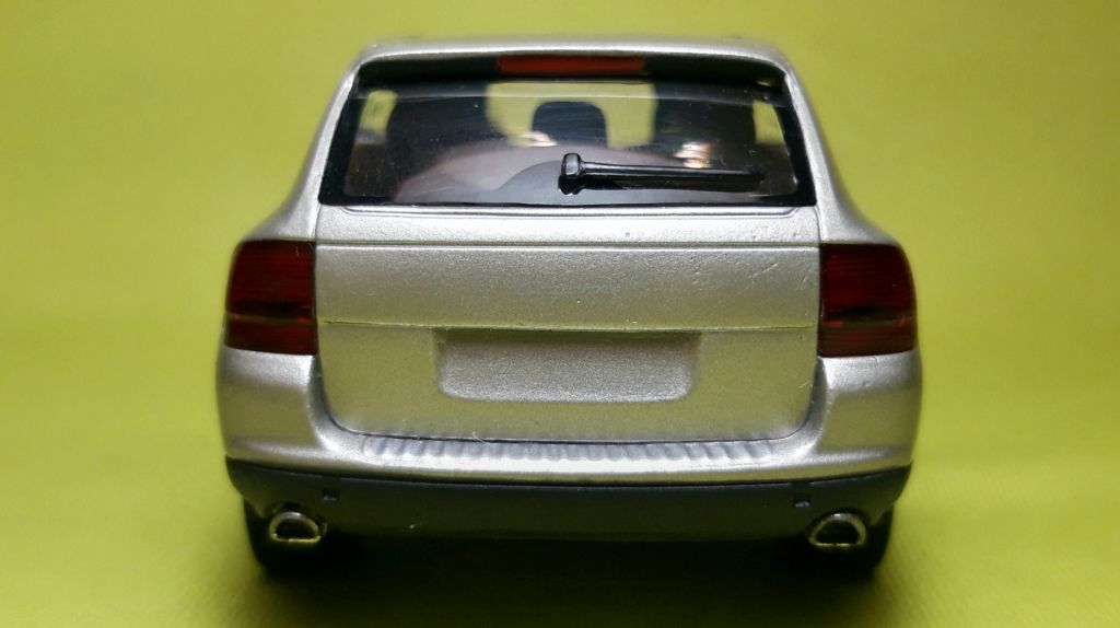 Модель 1/43 Porsche Cayenne    (Minichamps) - фото фото фото 4