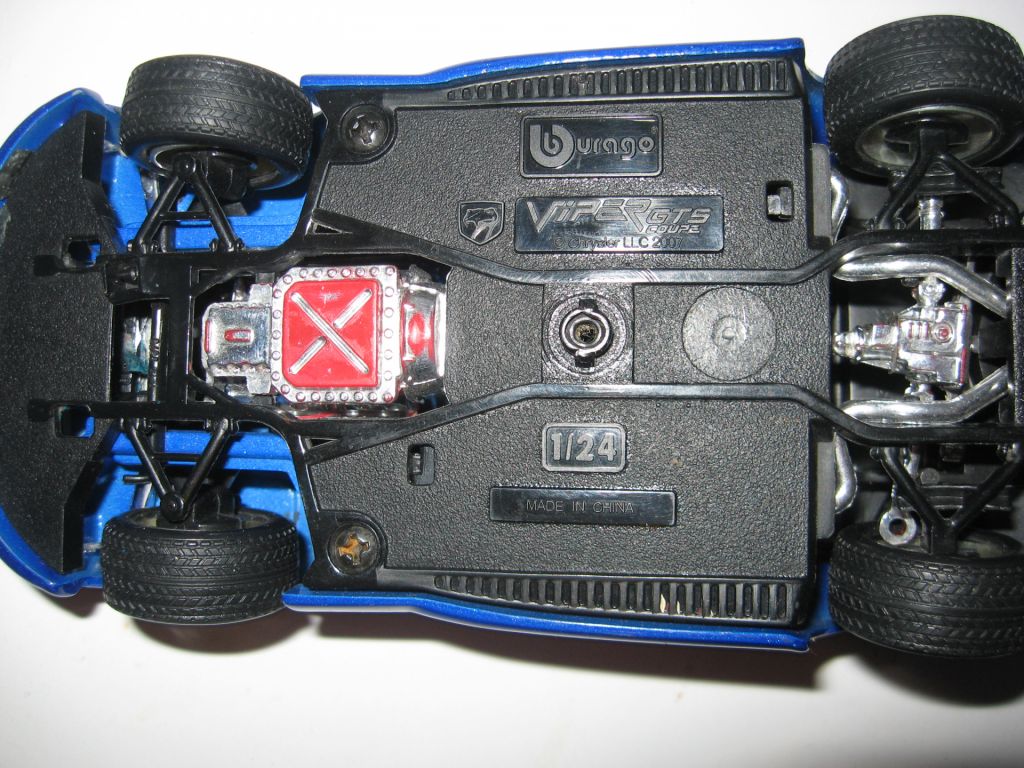 Модель машинка Viper GTS coupe 1:24 Bburago - фото фото фото 10
