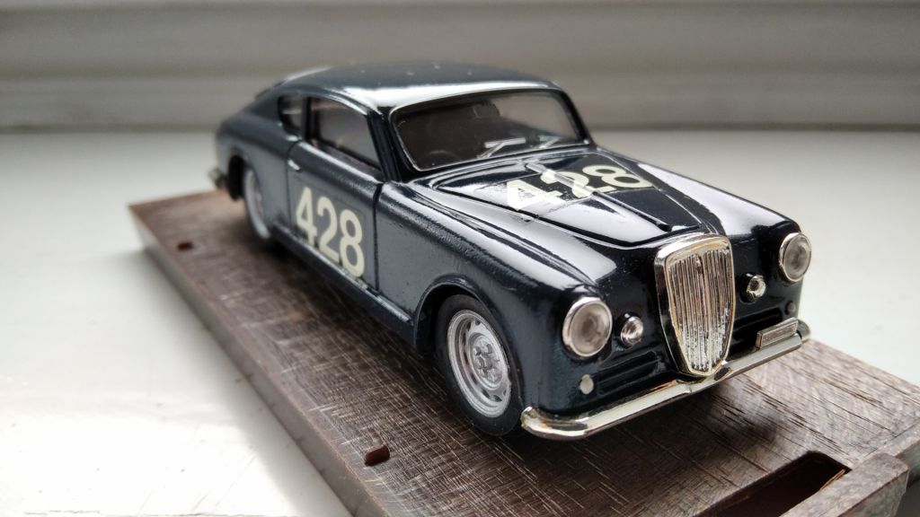 LANCIA AURELIA  В20     BRUMM-Italy M 1:43  ОПЛАТА ПРИ ОТРИМАНІ ! - фото фото фото 0