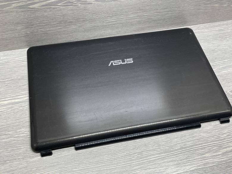 Кришка матриці + Рамка для ноутбука Asus X70AB б/в / Original - фото фото фото 0