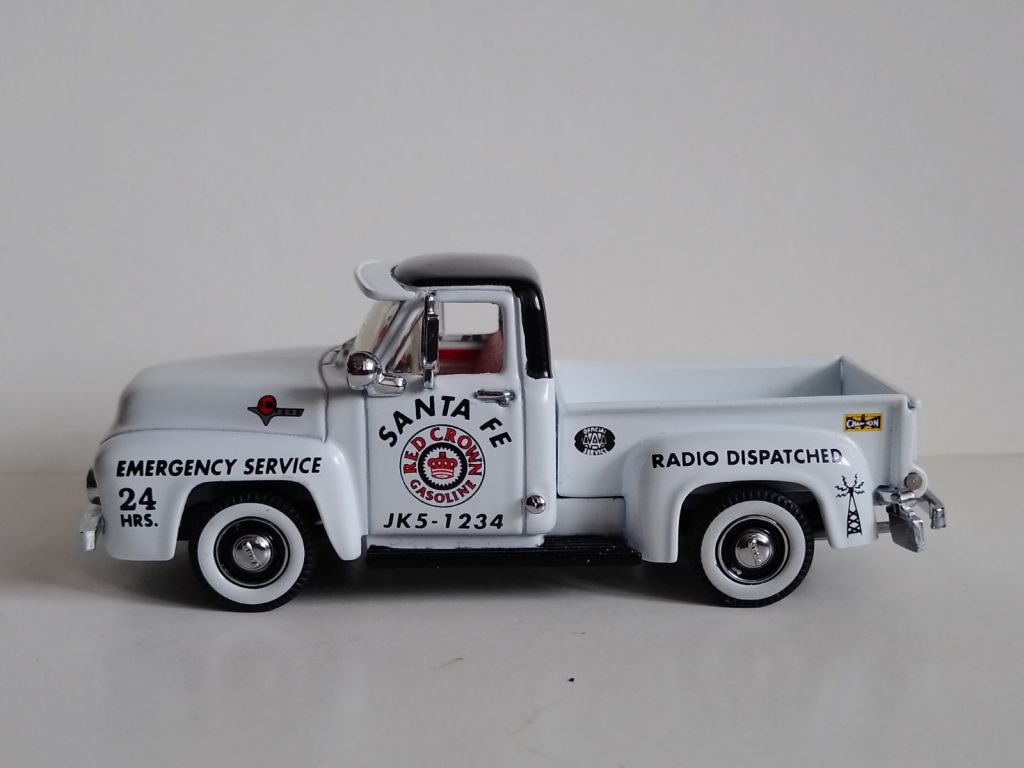 1955 Ford F100 Red Crown Emergency Service. Matchbox YRS06-M. 1/43 -3149- - фото фото фото 4