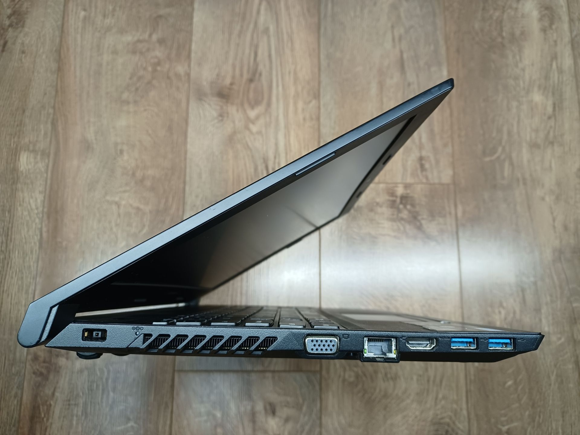 Ноутбук Lenovo B50-70 - фото фото фото 5