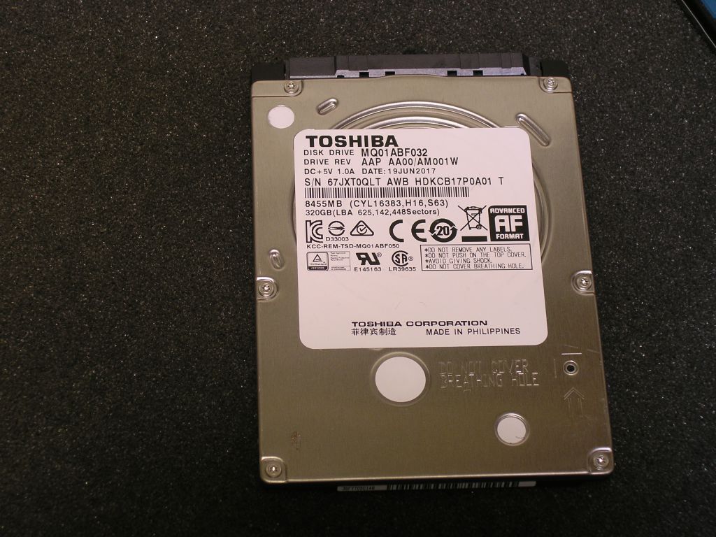 Новый 320GB 2.5" SATA HDD Toshiba MQ01ABF032 - фото фото фото 0