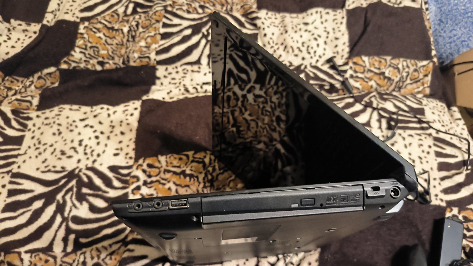 Ноутбук Lenovo B560 i3- M380 - фото фото фото 3