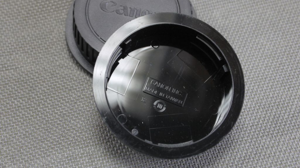 Canon EF / Canon EF-S - 10шт. крышек байонета для объективов Canon EF Вживане - фото фото фото 3