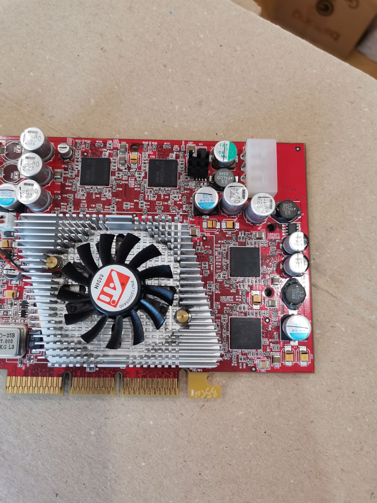 Видеокарта ATI Radeon 9800 Pro 128mb DDR - фото фото фото 2
