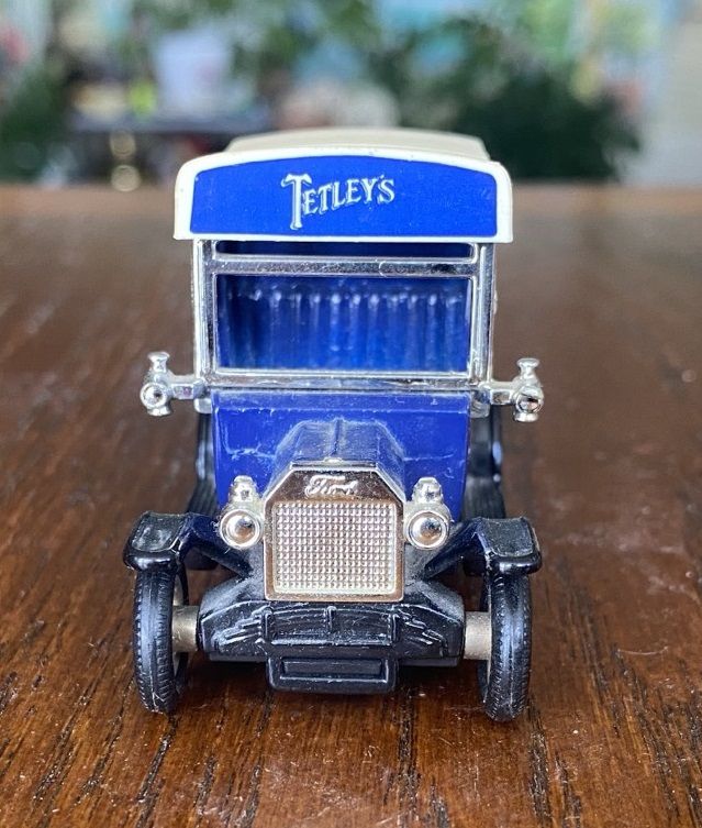 Модель автомобиля TETLEYS TEAS 1:43 LLEDO Англия - фото фото фото 1