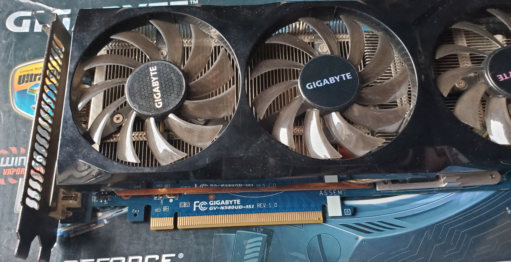 Видеокарта GTX580 1.5Gb Ddr5 Gigabyte - фото фото фото 5