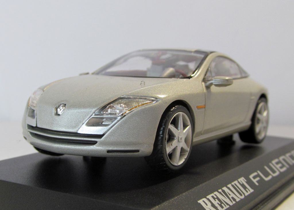 Renault Fluence Concept Car, Norev 1:43 бокс . Рено Флюенс Норев - фото фото фото 0