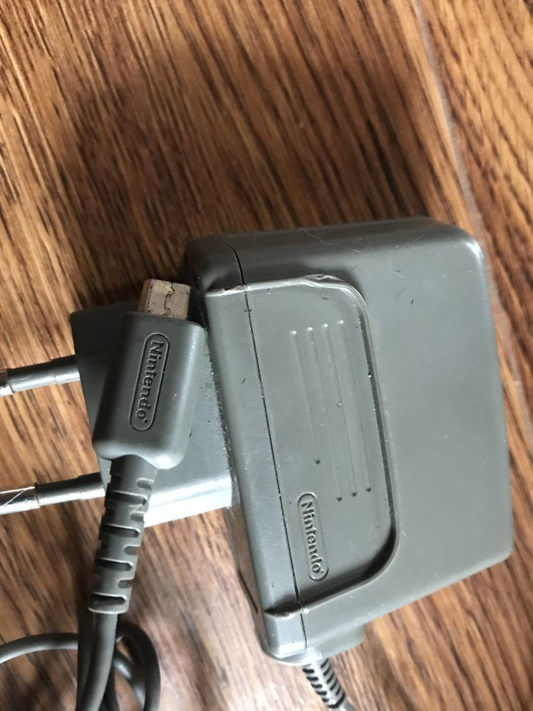 Nintendo DS Lite зарядка оригинал - фото фото фото 0