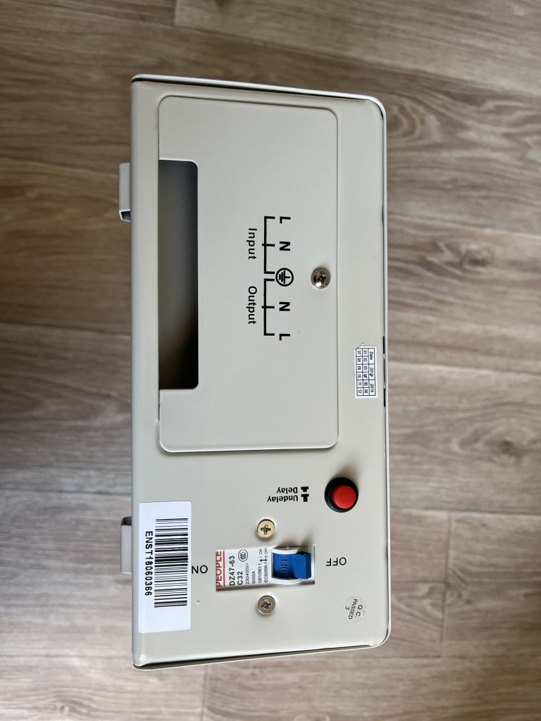 Стабілізатор напруги EnerGenie 5000 ВА   (EG-AVR-DW5000-01) Уцінка!! - фото фото фото 4