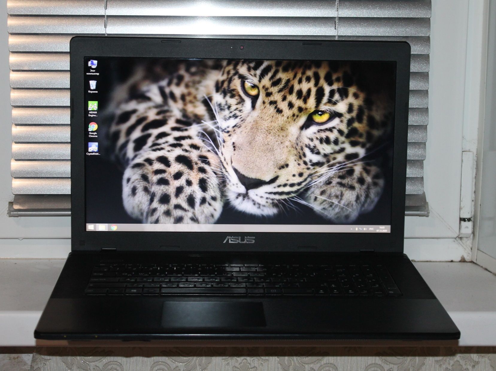 Ноутбук Asus X75V Экран 17.3 Intel 2020M/6/640/Intel HD Graphics  (2 гб) - фото фото фото 0