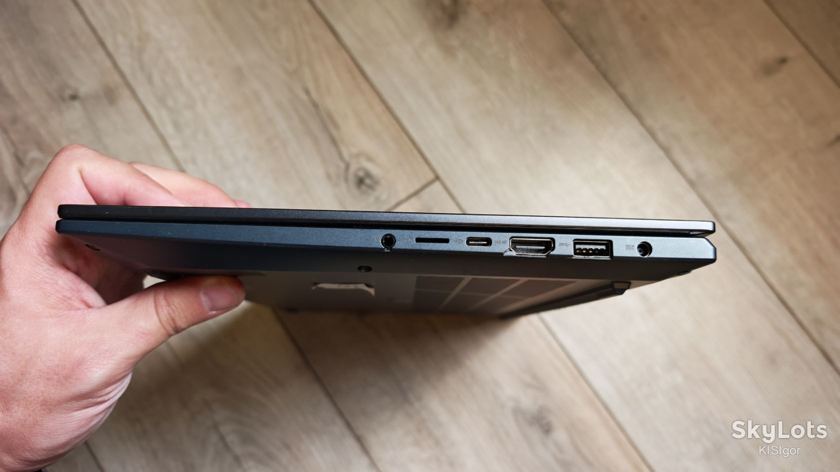 Ультрабук ASUS Vivobook Pro 15 144Hz Ryzen 9 7940HS/32GB/1Tb/RTX4060, 8 GB - фото фото фото 0