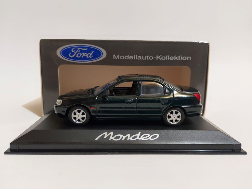 Minichamps 1:43 Ford Mondeo  (1997) darkgreen-metallic - фото фото фото 2