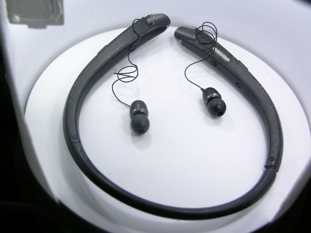 Bluetooth гарнитура Harman Cardon LG Tone HBS-910 - фото фото фото 13