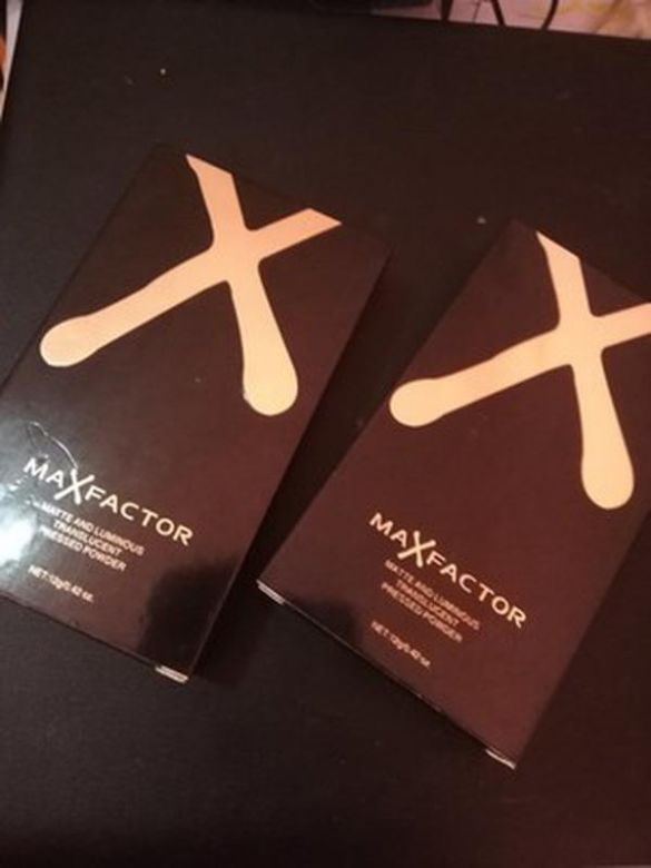 Пудра Max Factor matte and luminous Translucent Pressed Ucent тон - фото фото фото 0