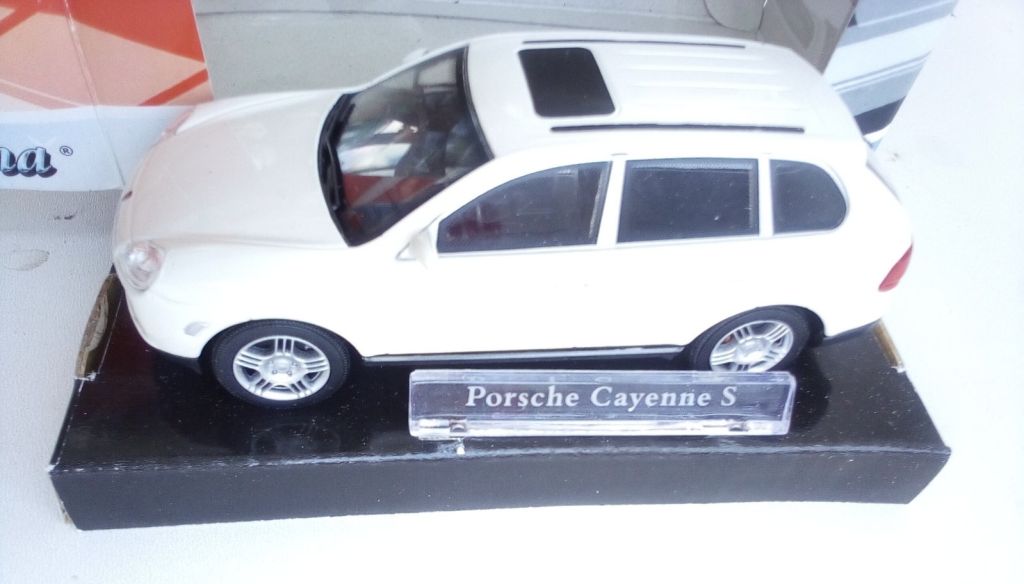 Porsche Cayenne S Cararama 1:43 - фото фото фото 0