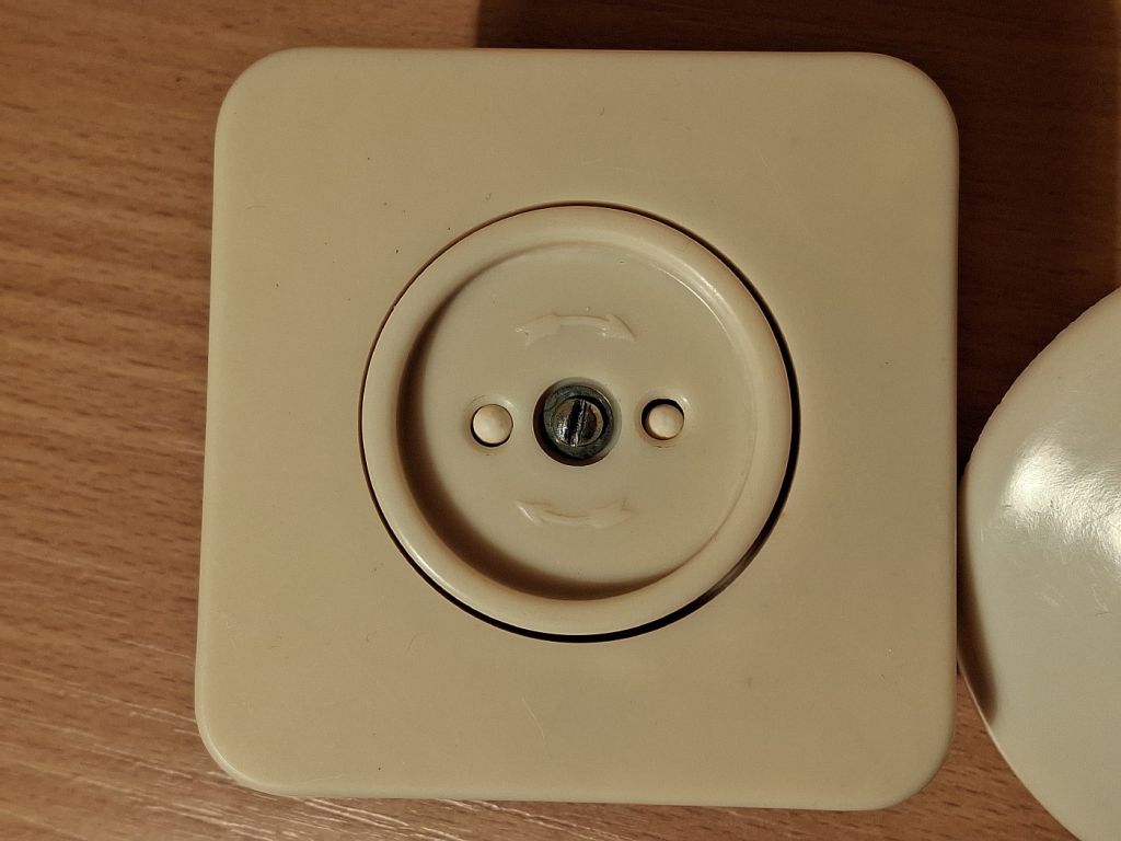 Розетка 220V СССР - фото фото фото 2