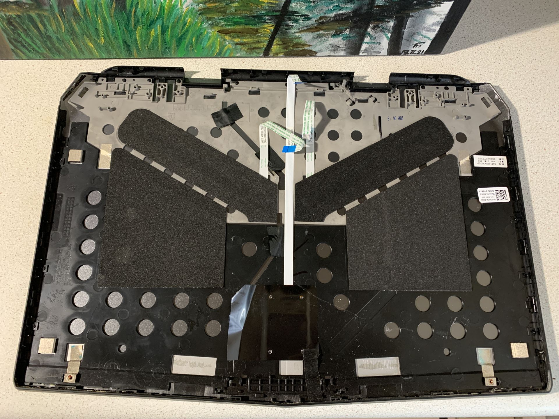 Верхня кришка до Ноутбука Dell Alienware 15 R2            (розборка) - фото фото фото 1