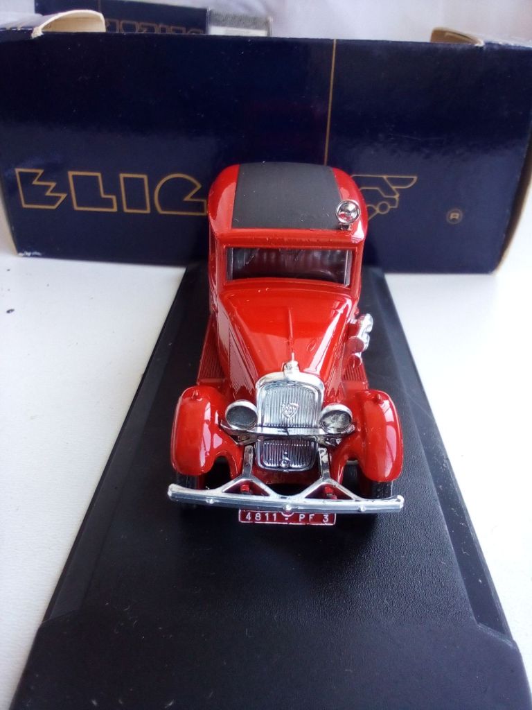 PEUGEOT 201 BERLINE POMPIERS 1931 by Eligor 1:43 - фото фото фото 4