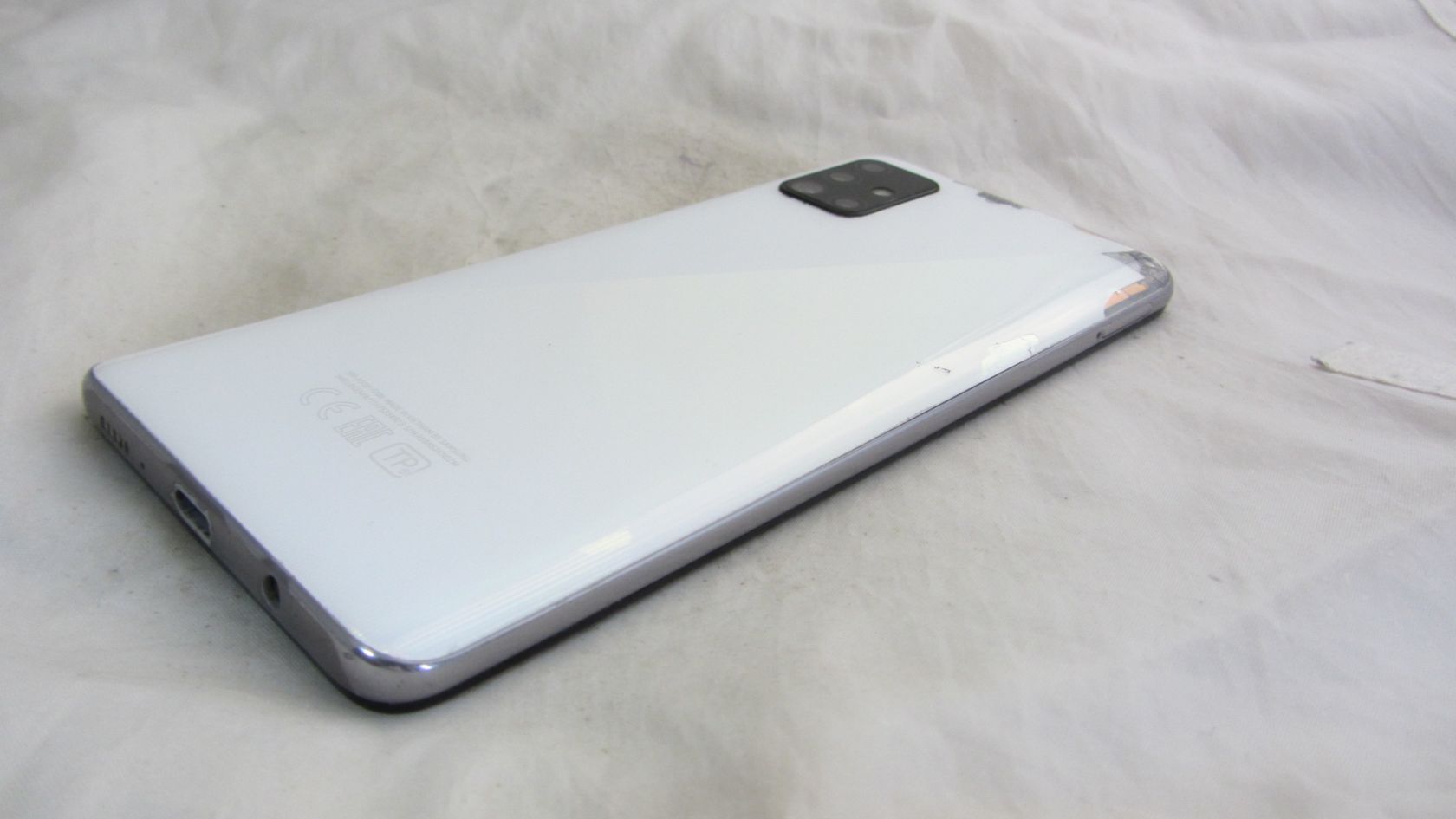 Samsung Galaxy A51  (SM-A515F/DSN) White - фото фото фото 4