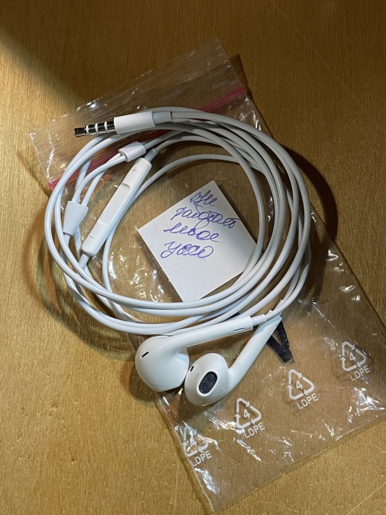 Apple EarPods 3.5 наушники для iphone 5/5S/5c/6/6S       ( оригинал) - фото фото фото 2