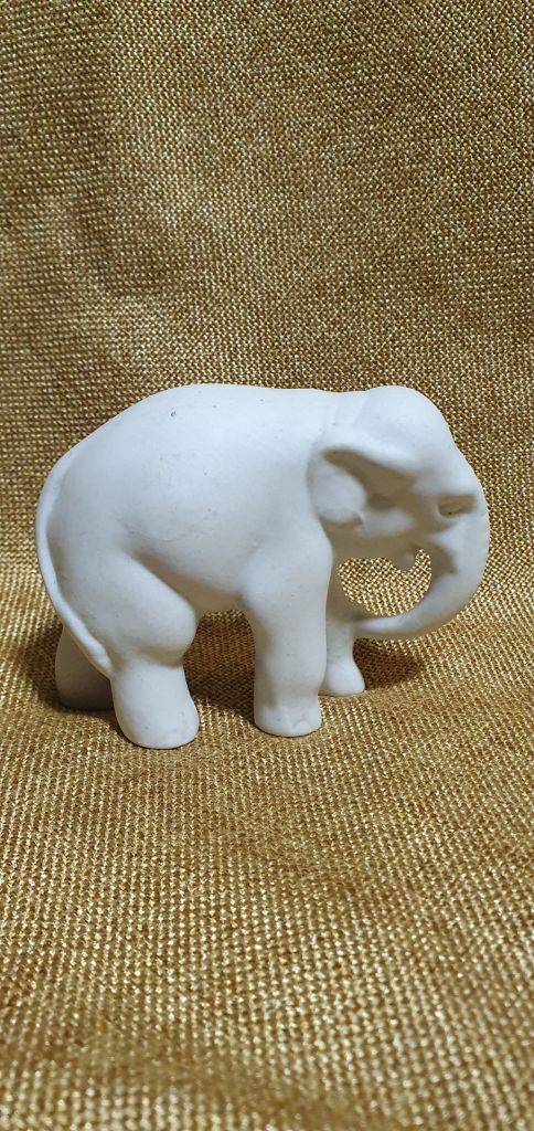 Порцелянова статуетка Слон. - фото фото фото 0